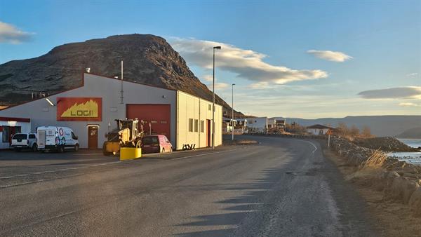 2. Logi - Aðalstræti 112.jpg 2. Logi - Aðalstræti 112.jpg